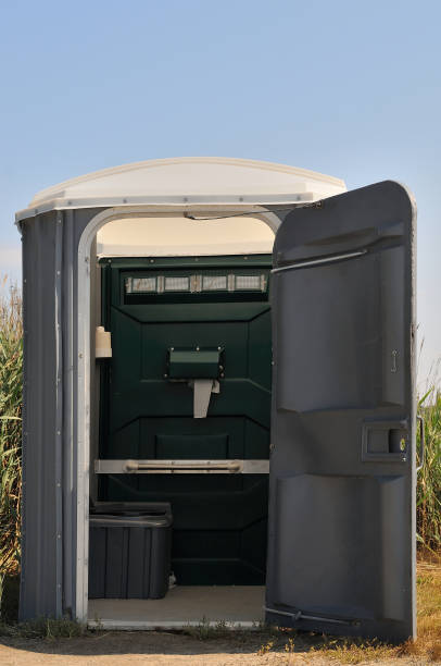 Best Portable restroom trailer rental  in Harvest, AL
